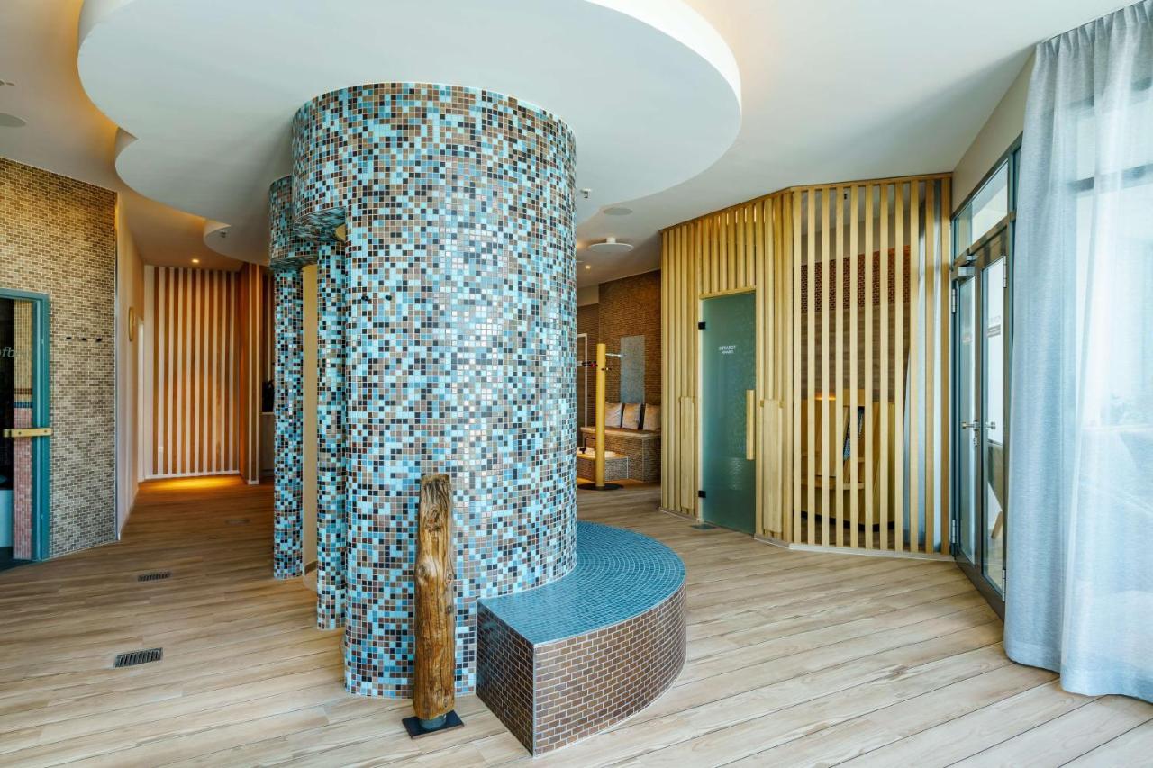 Radisson Blu Hotel Rostock Esterno foto